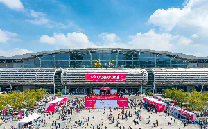 The Daily Care Spray  Factory Makes Its Debut at the 71st Guangzhou Beauty Expo