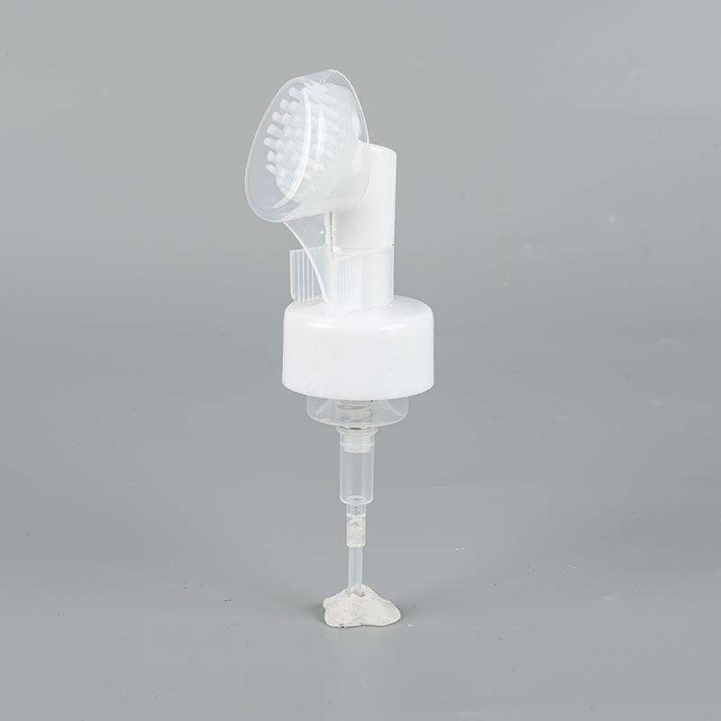 Foam Pump With Brush